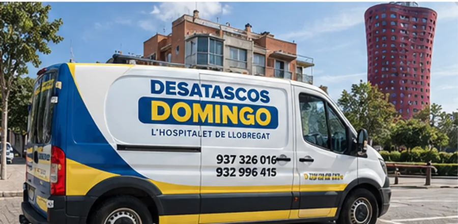 Vehículo de servicio de Desatascos Domingo en L'Hospitalet de Llobregat